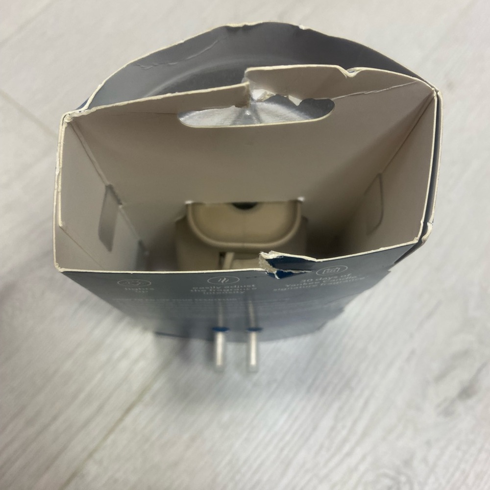 Yankee Candle Gold and Silver Star Diffuser - Picture 5 of 7